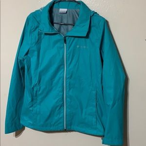 Columbia. Raincoat. Large.